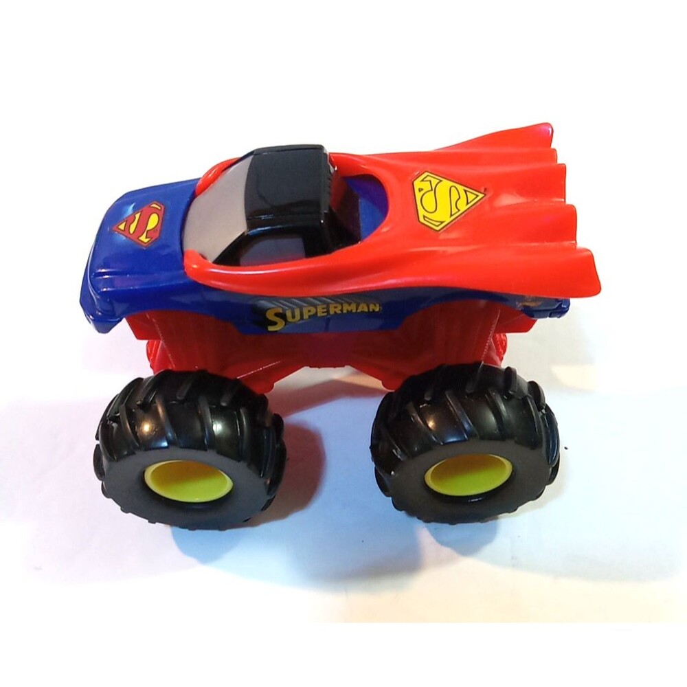 Monster Jam Truck Rev Tredz 1:43 Superman Monster Truck